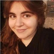 Monitora de ocio y tiempo libre que está totalmente dispuesta a otorgar apoyo escolar a quien lo necesite.